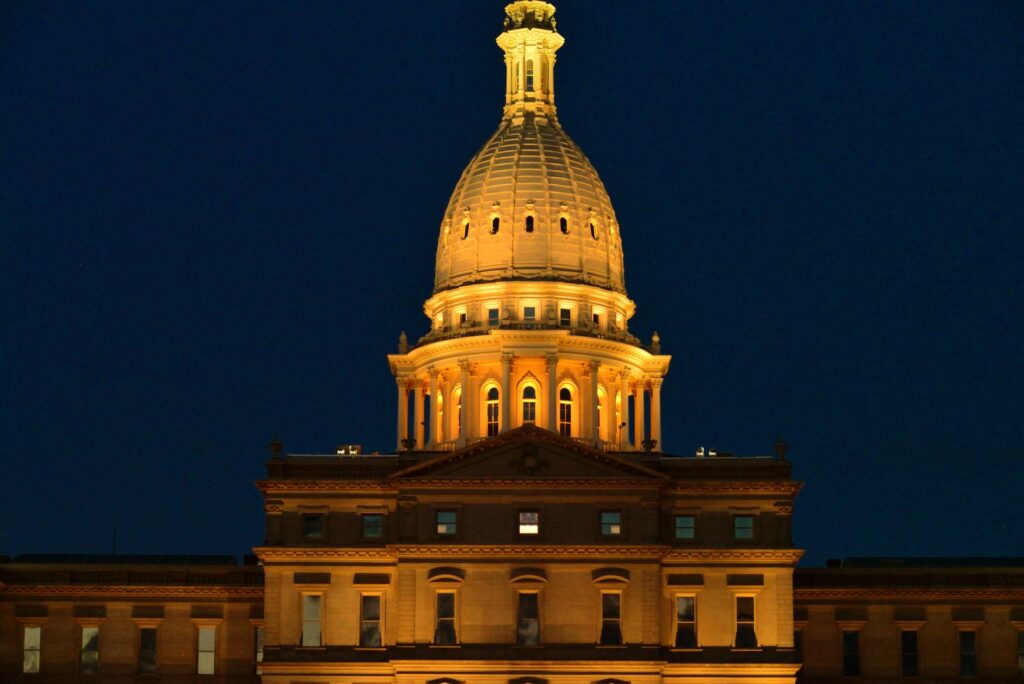 Night view of the beautifully lit Michigan State Capitol in Lansing